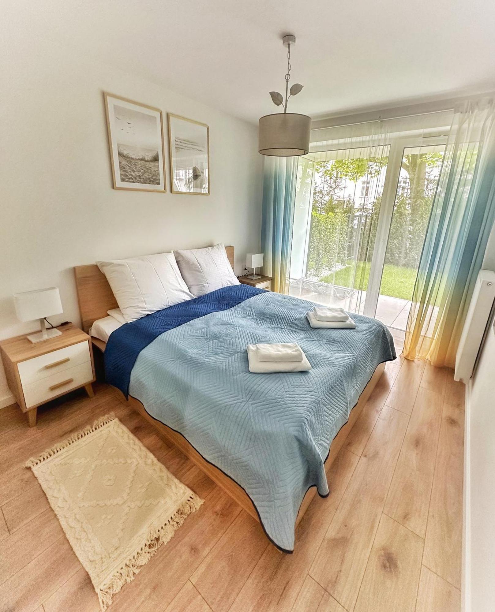 Apartament Whiteblue Kolobrzeg Z Duzym Ogrodkiem - 100 M Od Plazy! Whiteblue Kolberg Apartment Mit Grossem Garten - 100 M Vom Strand Entfernt! Whiteblue Kolobrzeg Apartman S Velkou Zahradou - 100 M Od Plaze! Kültér fotó