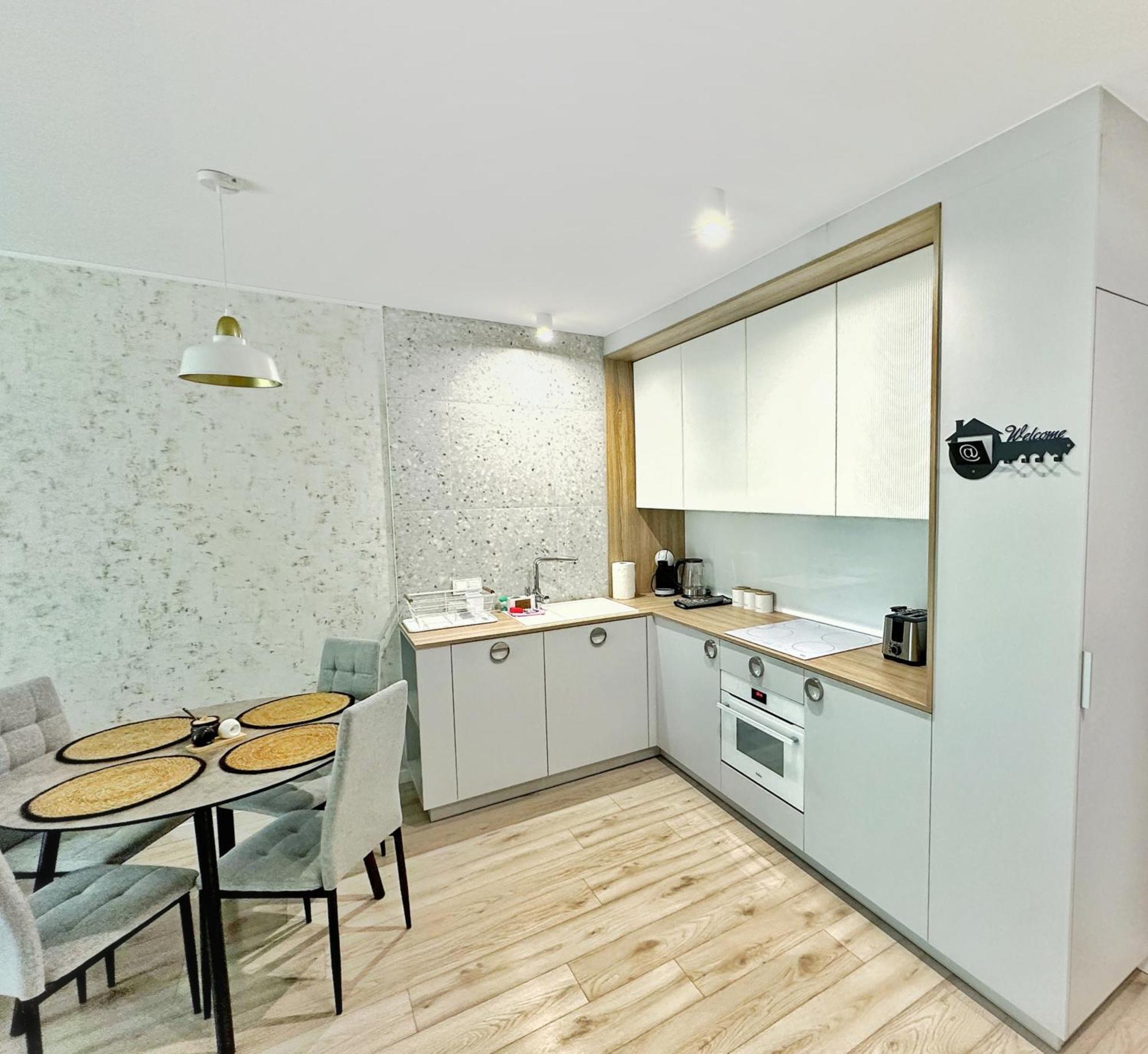 Apartament Whiteblue Kolobrzeg Z Duzym Ogrodkiem - 100 M Od Plazy! Whiteblue Kolberg Apartment Mit Grossem Garten - 100 M Vom Strand Entfernt! Whiteblue Kolobrzeg Apartman S Velkou Zahradou - 100 M Od Plaze! Kültér fotó