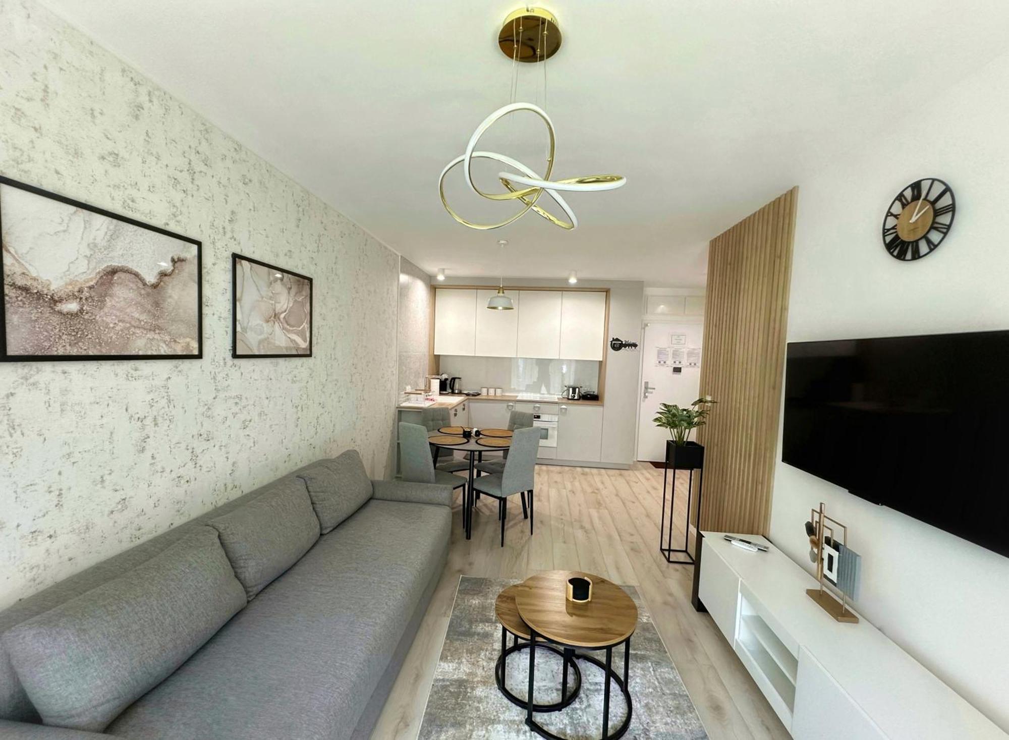 Apartament Whiteblue Kolobrzeg Z Duzym Ogrodkiem - 100 M Od Plazy! Whiteblue Kolberg Apartment Mit Grossem Garten - 100 M Vom Strand Entfernt! Whiteblue Kolobrzeg Apartman S Velkou Zahradou - 100 M Od Plaze! Kültér fotó